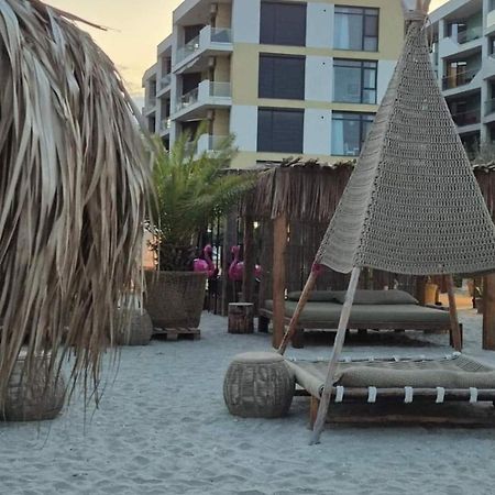 Constantinos Apartment Mamaia Nord 那沃达利 外观 照片