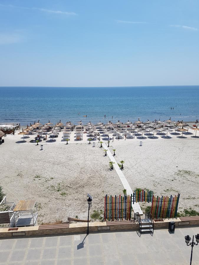 Constantinos Apartment Mamaia Nord 那沃达利 外观 照片