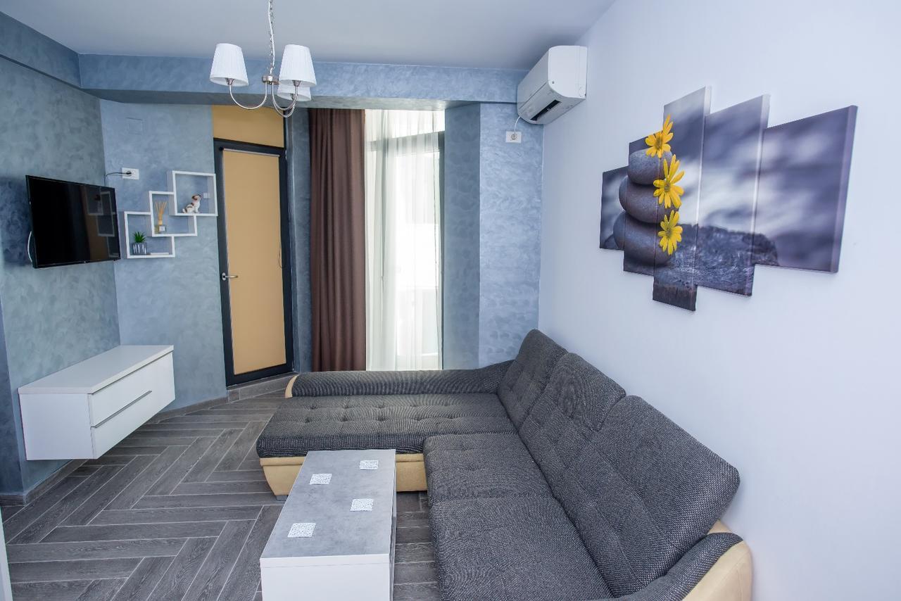 Constantinos Apartment Mamaia Nord 那沃达利 外观 照片